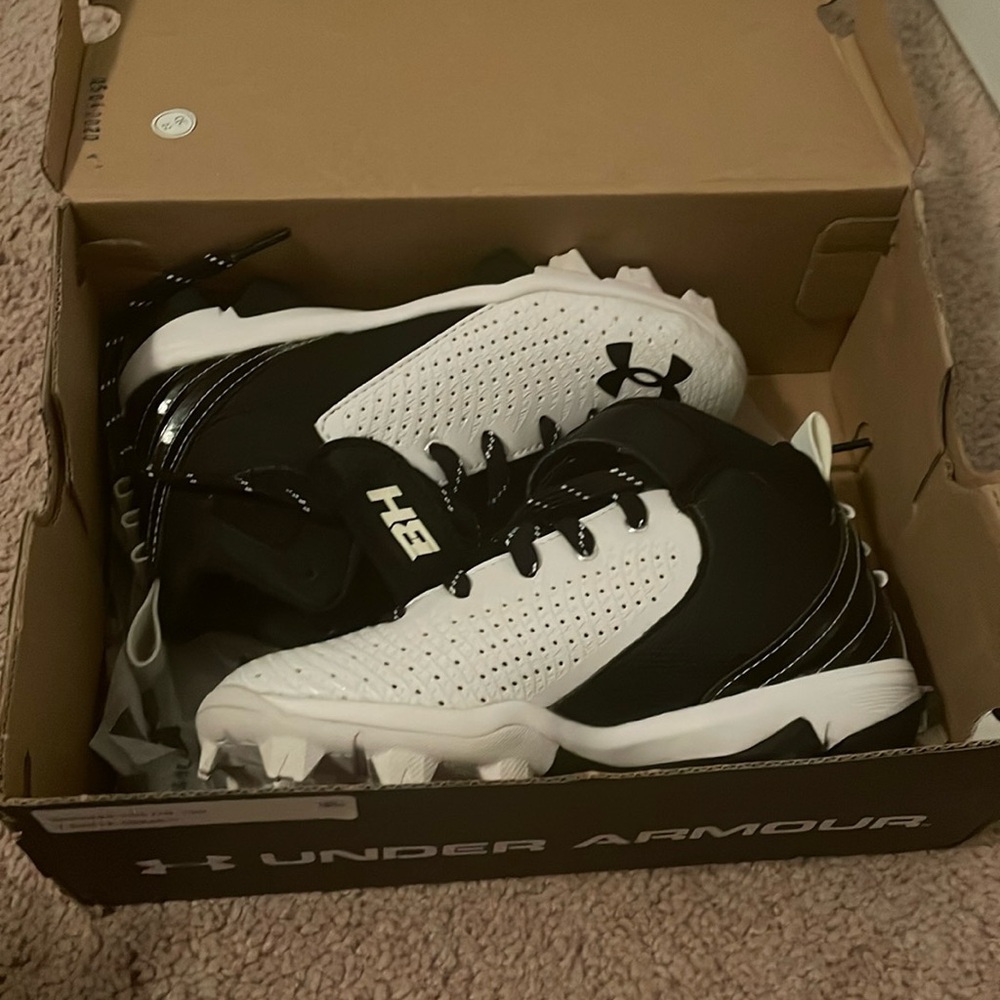 Boys Under Armour UA Harper 5 Baseball Cleats